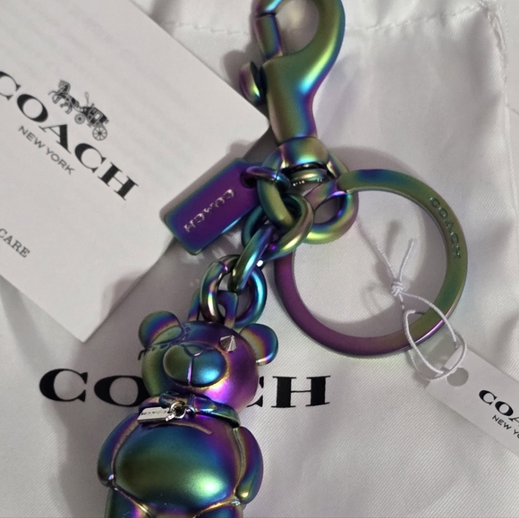 COACH Bear Keychain 3D Iridescent Oil Slick NWT - Picture 3 of 3